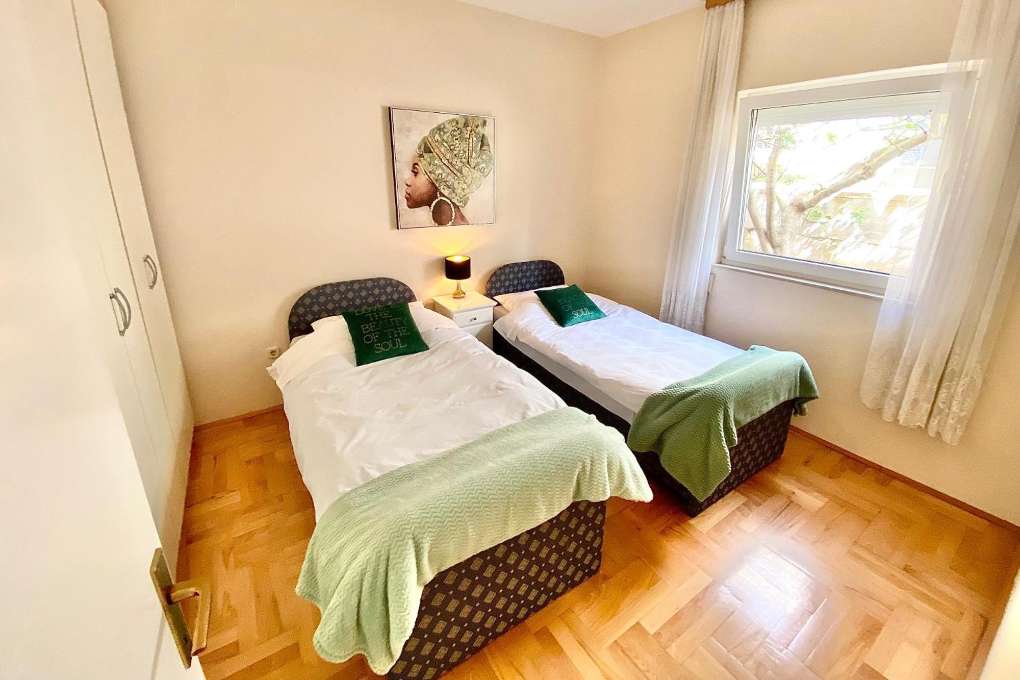 Apartment Nera Zadar Bagian luar foto